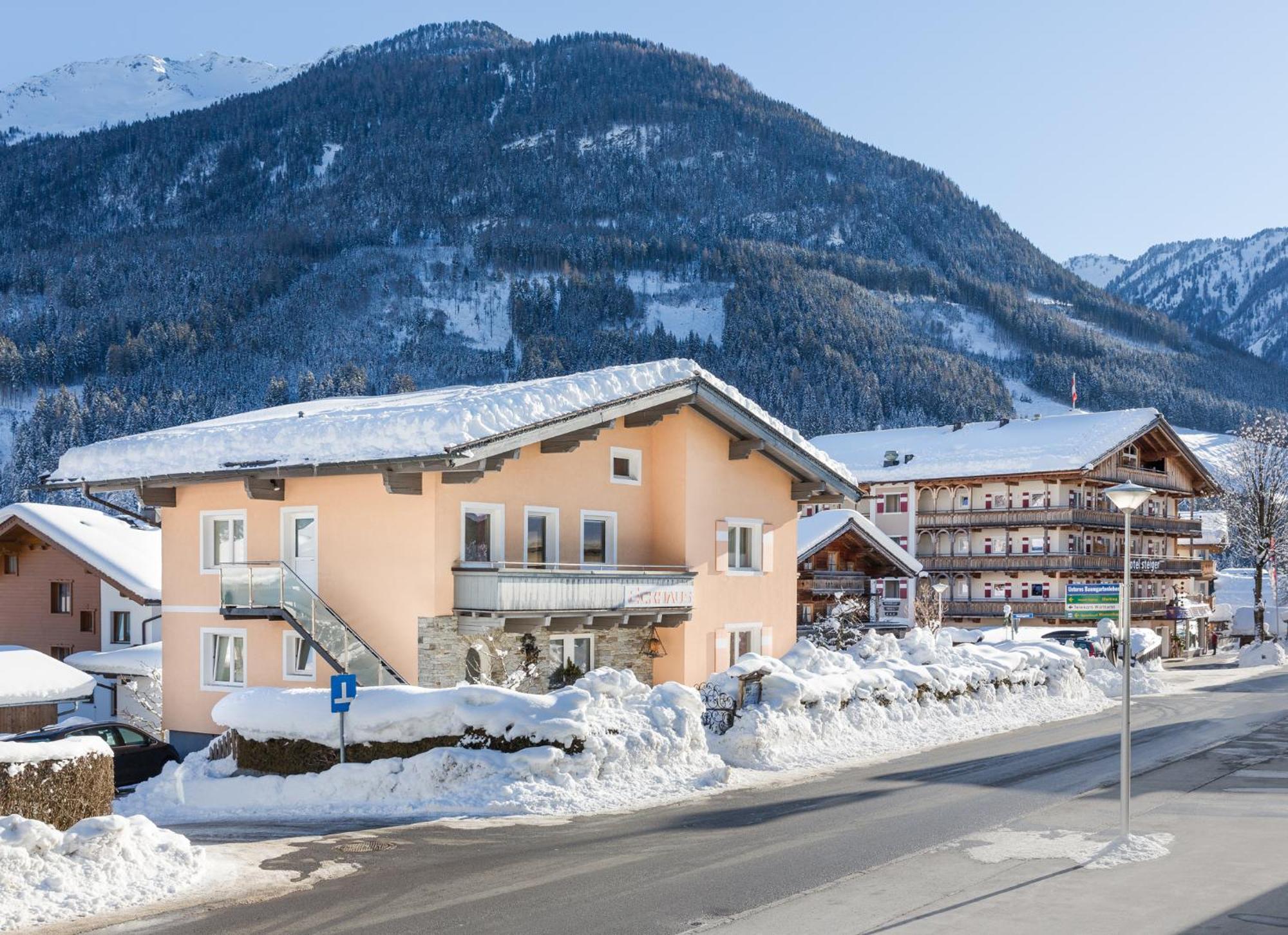 Hotel Steiger Neukirchen am Großvenediger Eksteriør bilde