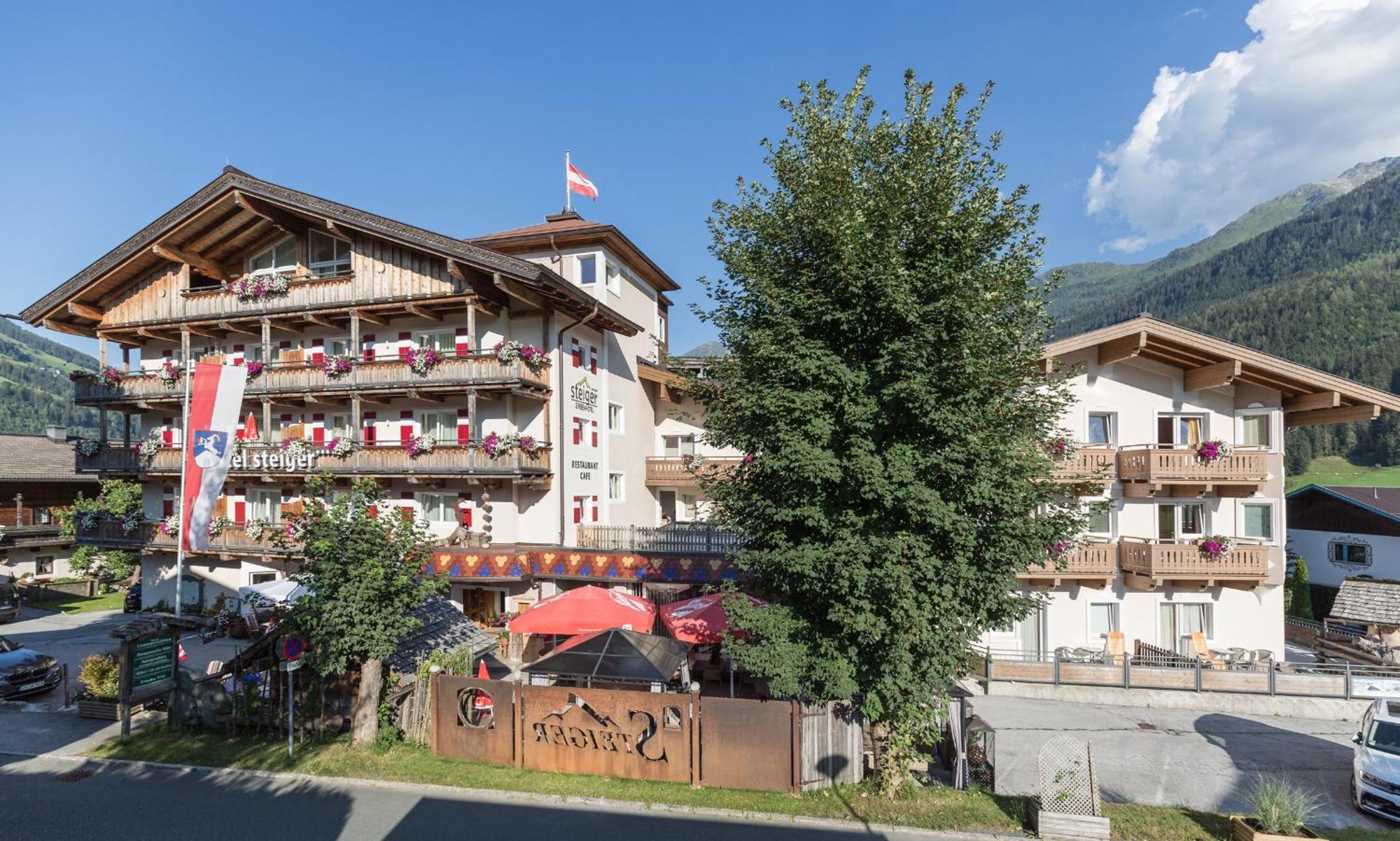 Hotel Steiger Neukirchen am Großvenediger Eksteriør bilde